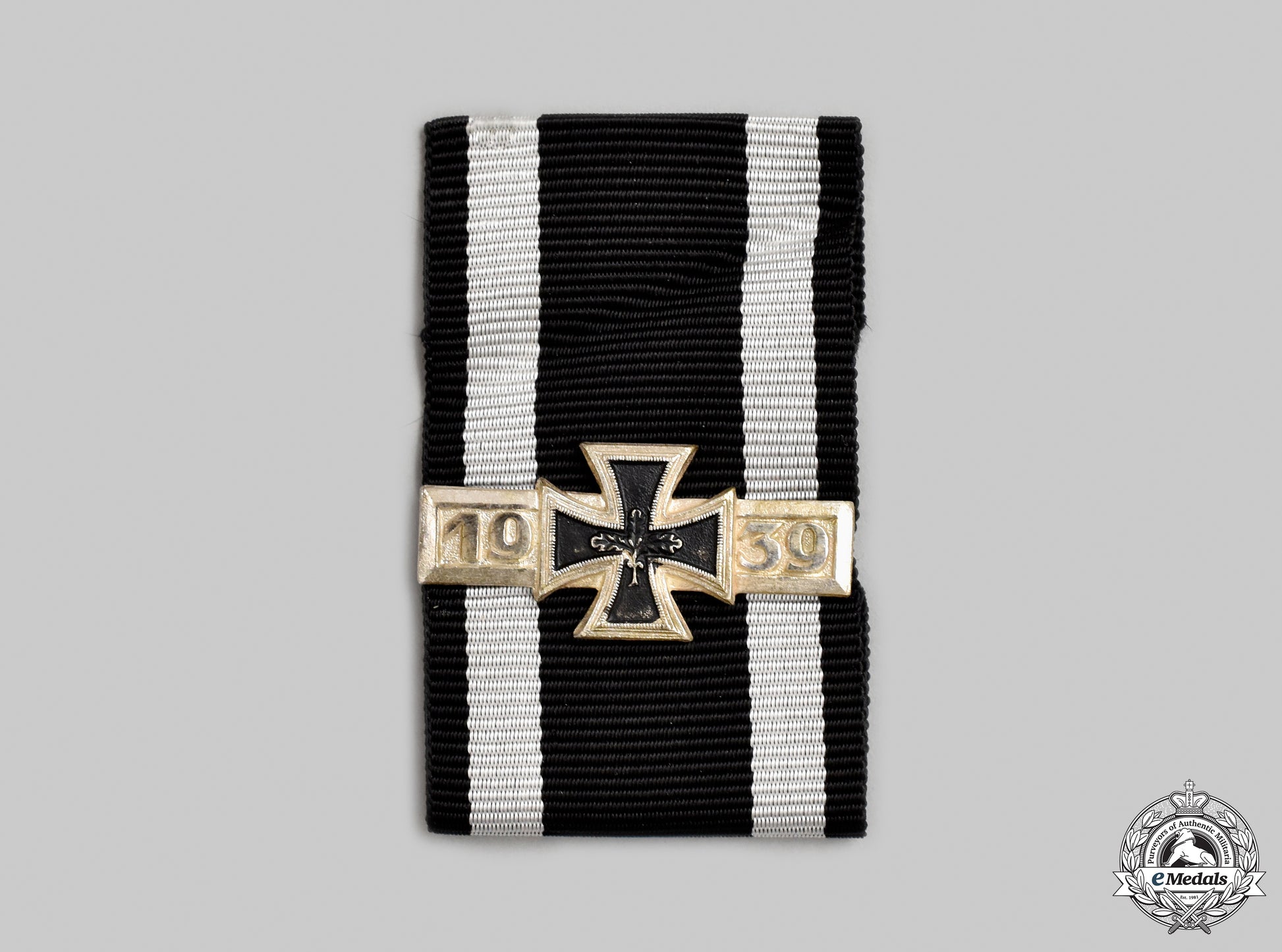 germany,_federal_republic._a1939_clasp_to_the_iron_cross_ii_class,1957_version_cic2021__mnc6957_1