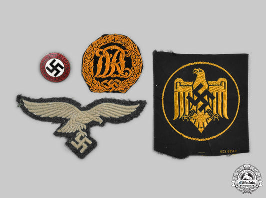 germany,_third_reich._a_mixed_lot_of_insignia_cic_2021_051_mnc6815