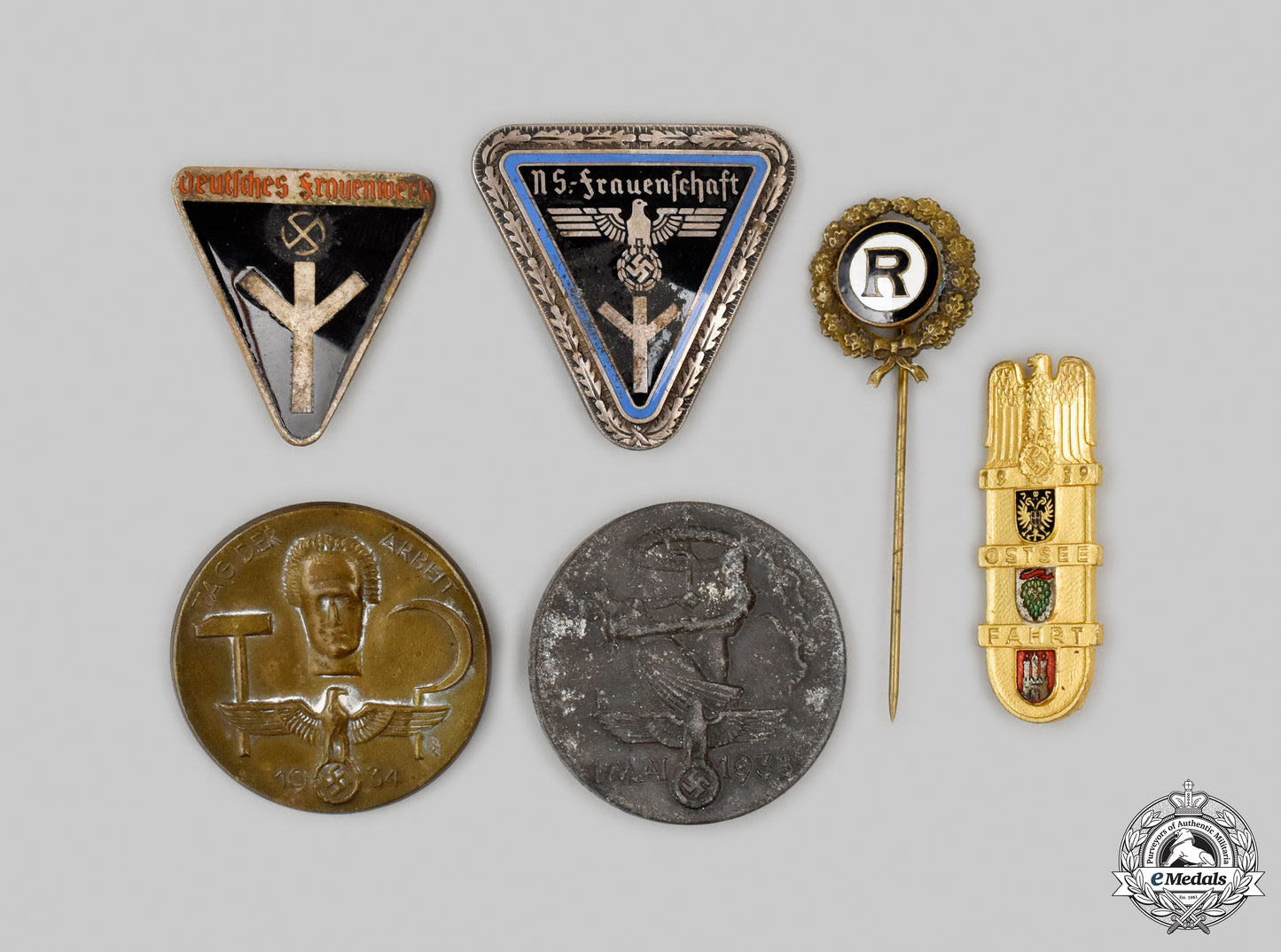 germany,_third_reich._a_mixed_lot_of_badges_cic_2021_060_mnc6834