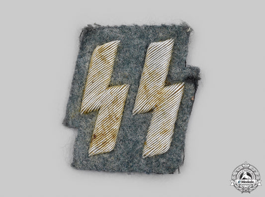 germany,_ss._a_waffen-_ss_member’s_breast_insignia_cic_2021_146_mnc9515