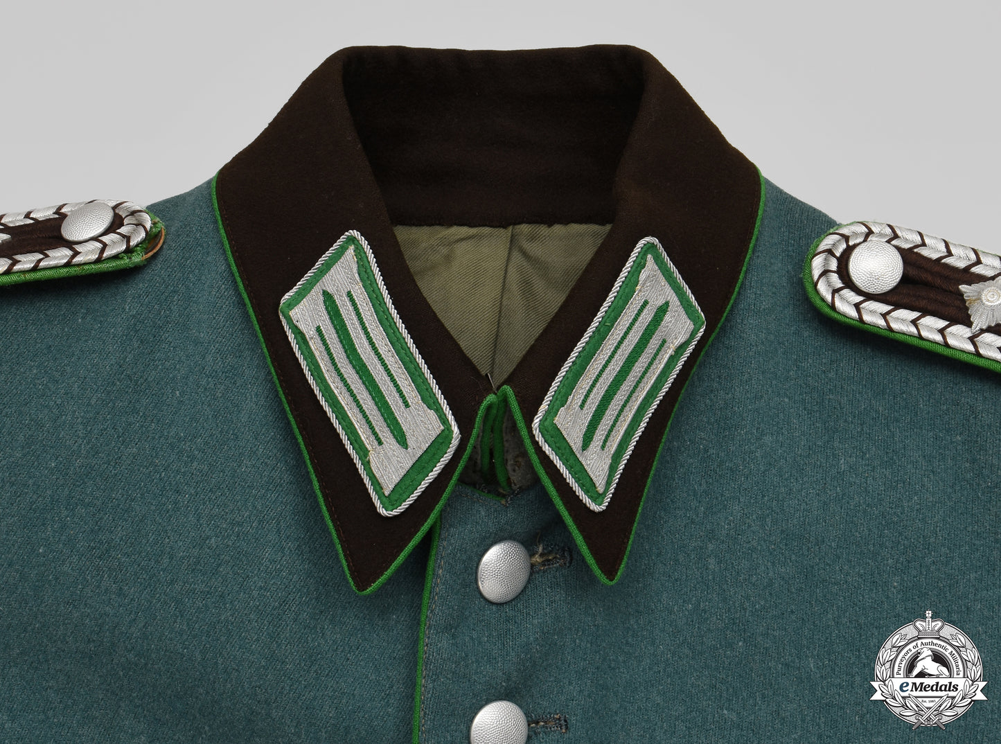 germany,_schutzpolizei._a_hauptwachtmeister’s_service_uniform_cic_2021_216emd_1283_1