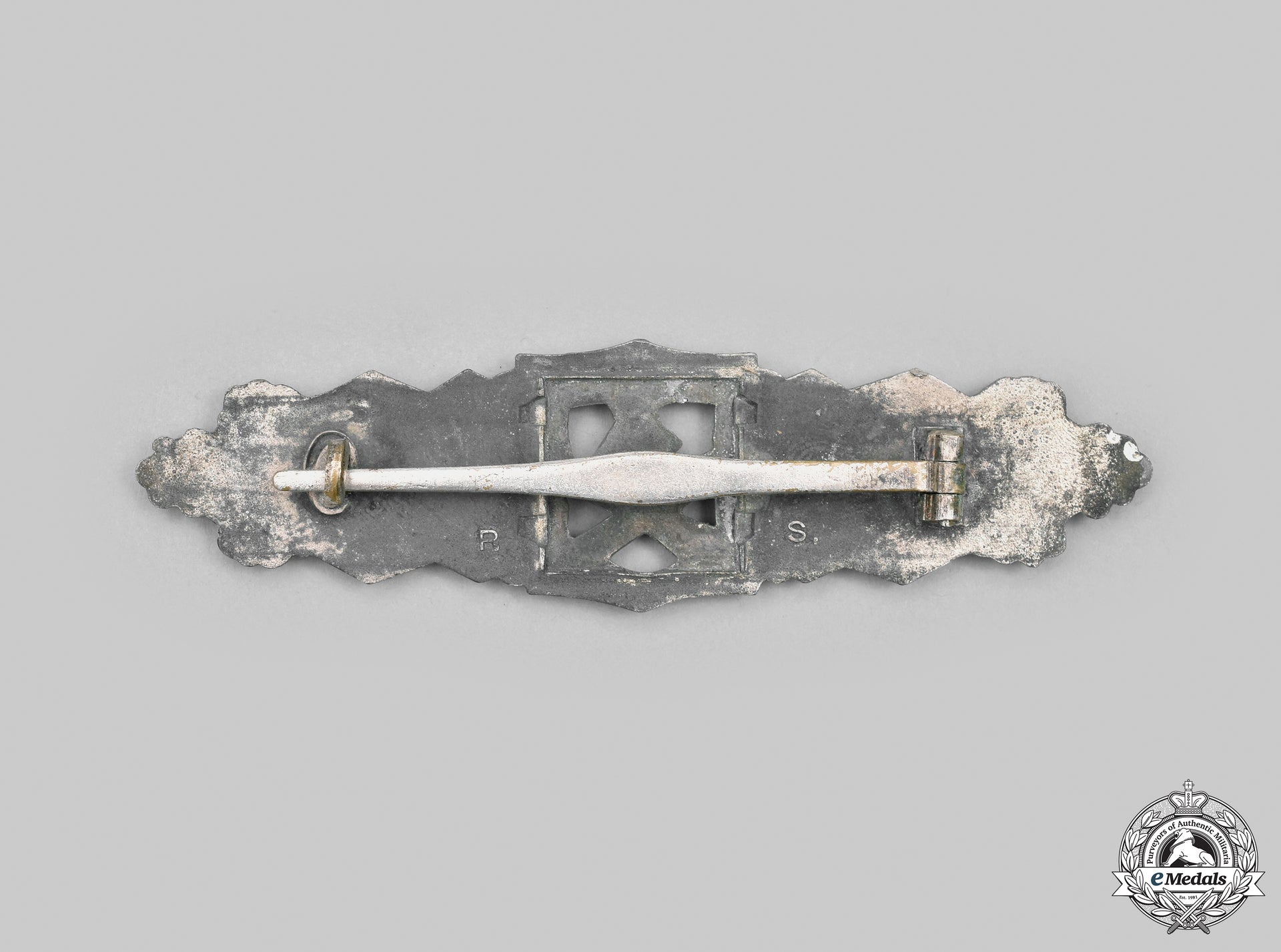 germany,_heer._a_silver_grade_close_combat_clasp_with_award_document_and_photos,_to_ernst_langscheidt_cic_2021_232_mnc9413