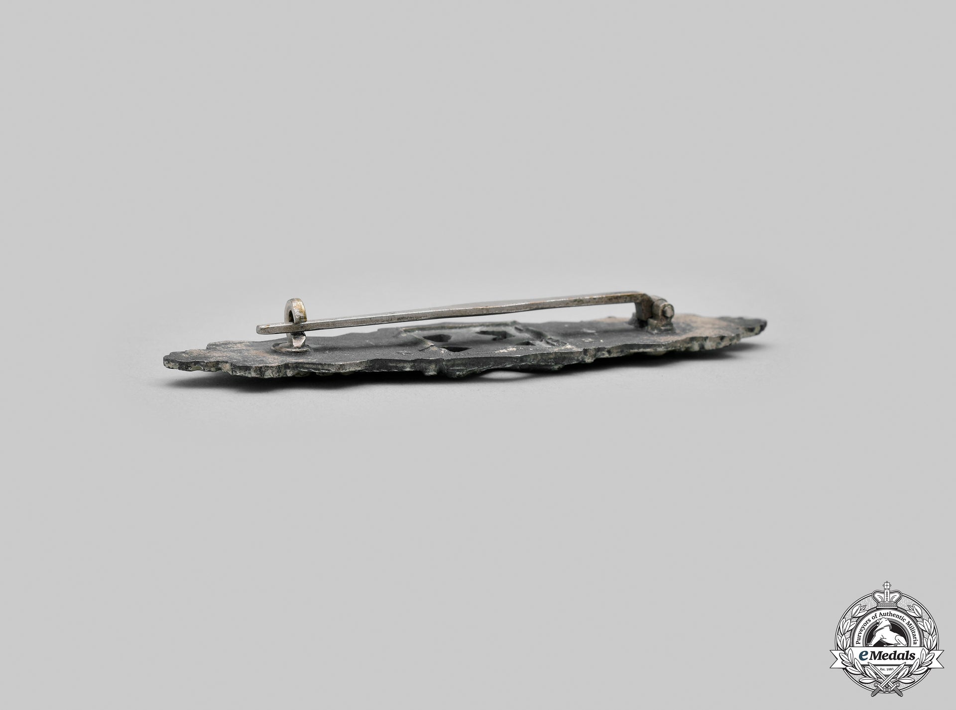 germany,_heer._a_silver_grade_close_combat_clasp_with_award_document_and_photos,_to_ernst_langscheidt_cic_2021_233_mnc9414