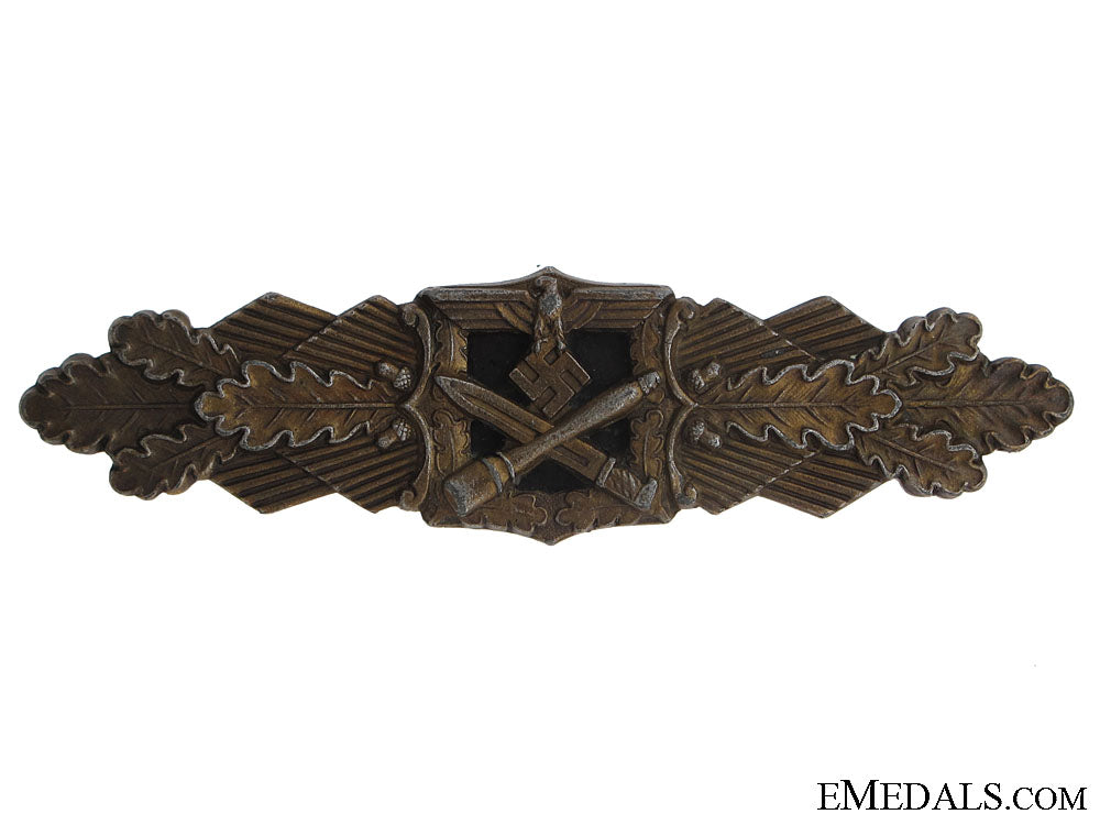 close_combat_clasp_in_bronze-_juncker_close_combat_cla_51783f2e6df6e