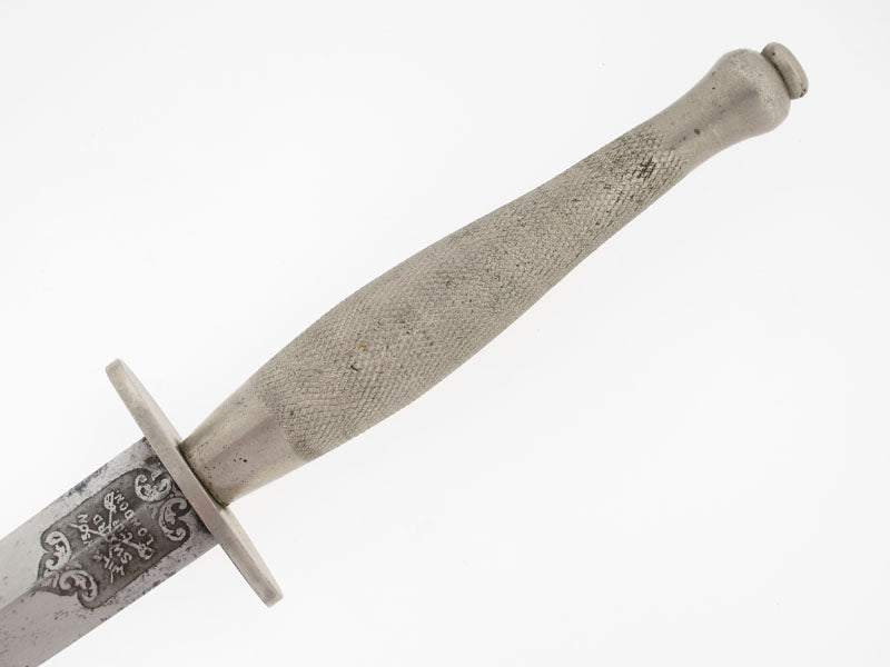 wwii_rcaf_fairbairn-_sykes_fighting_knife-_w.o._mckinnon_cm720d