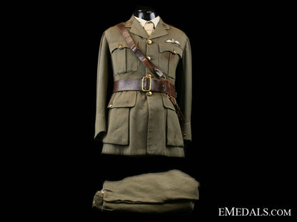 royal_flying_corps_uniform_to_canadian_fighter_ace_lt._john_henry_smith_cm728