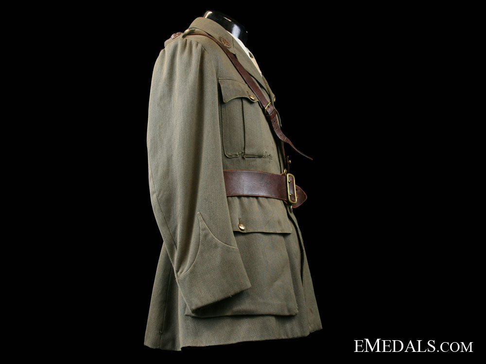 royal_flying_corps_uniform_to_canadian_fighter_ace_lt._john_henry_smith_cm728b