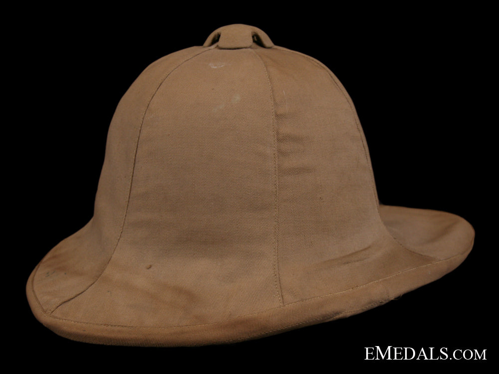 a_rare1918_canadian_horse_artillery_pith_helmet_cm731