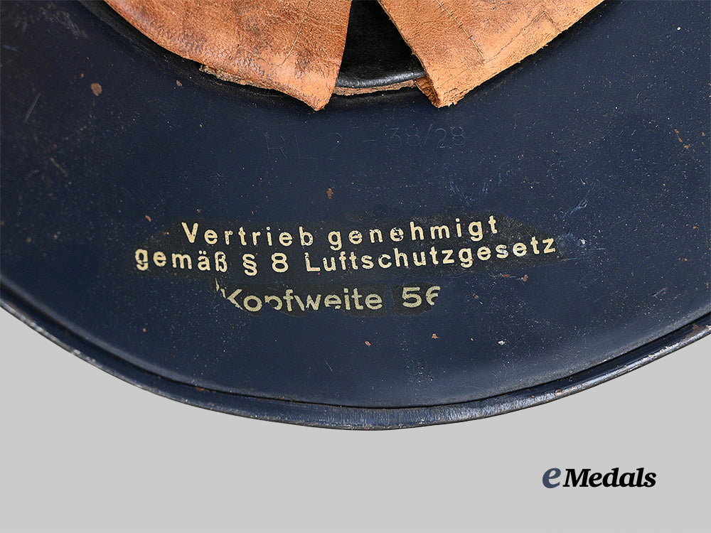 germany,_third_reich._a_luftschutz_gladiator_helmet,_three-_piece_version,_by_paul_diener_e_medals__g62767_10