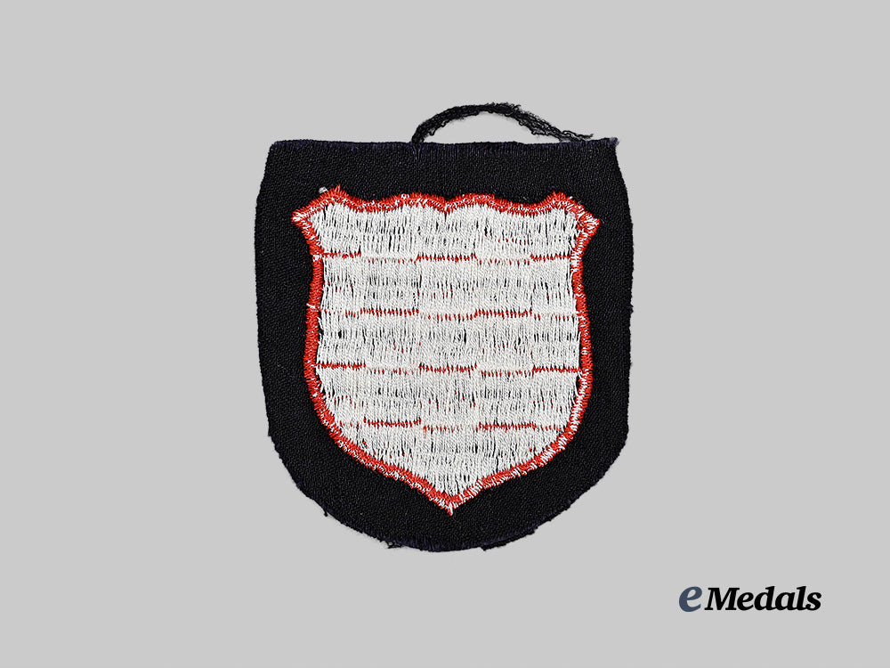 germany,_s_s._a_mint13th_waffen_mountain_division_of_the_s_s_handschar(1st_croatian)_sleeve_insignia,_second_pattern_e_medals__g63006_3