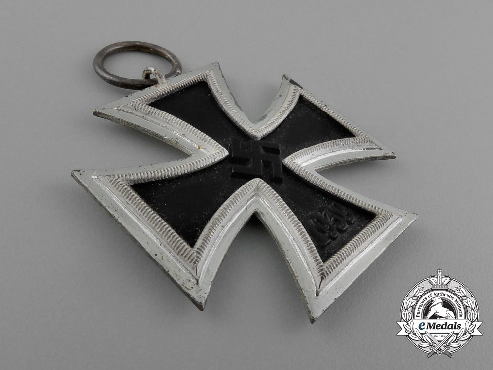 a_mint_iron_cross1939_second_class_in_its_original_ldo_case_of_issue_d_0015_2