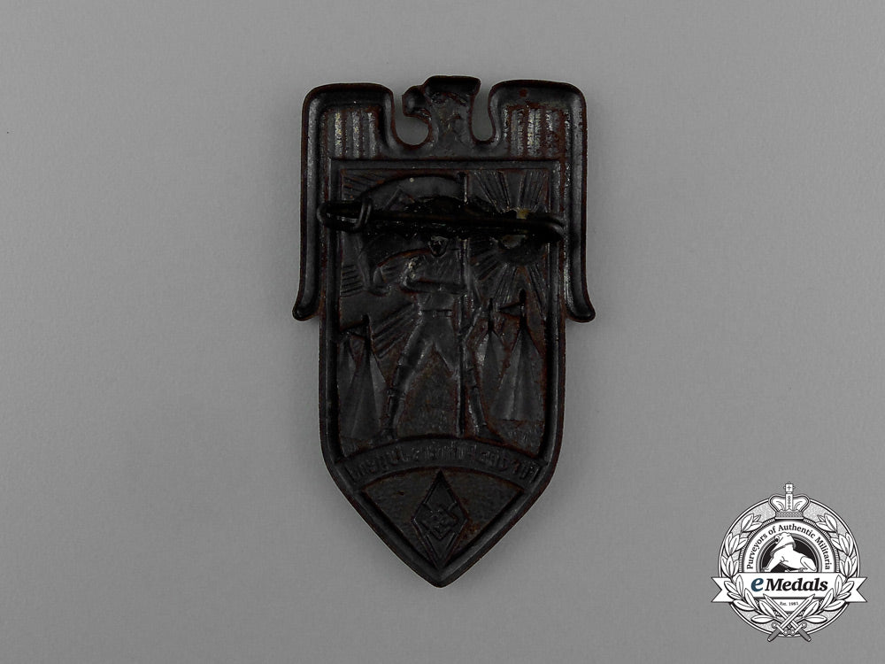 a_third_reich_period_hj“_for_the_führer’s_youth”_badge_d_0043_2