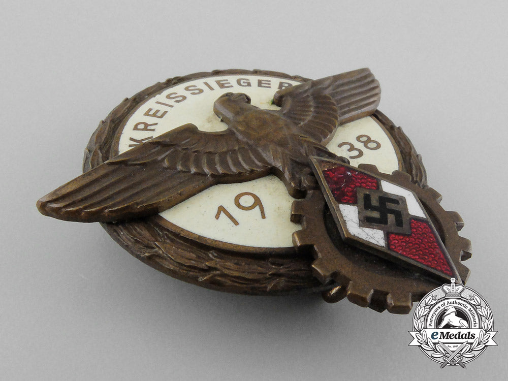 germany._a1938_victors_badge_in_the_national_trade_competition,_by_g.brehmer_d_0076_1