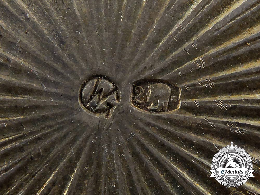 a_polish_order_of_polonia_restituta;_breast_star_d_0093_3_1