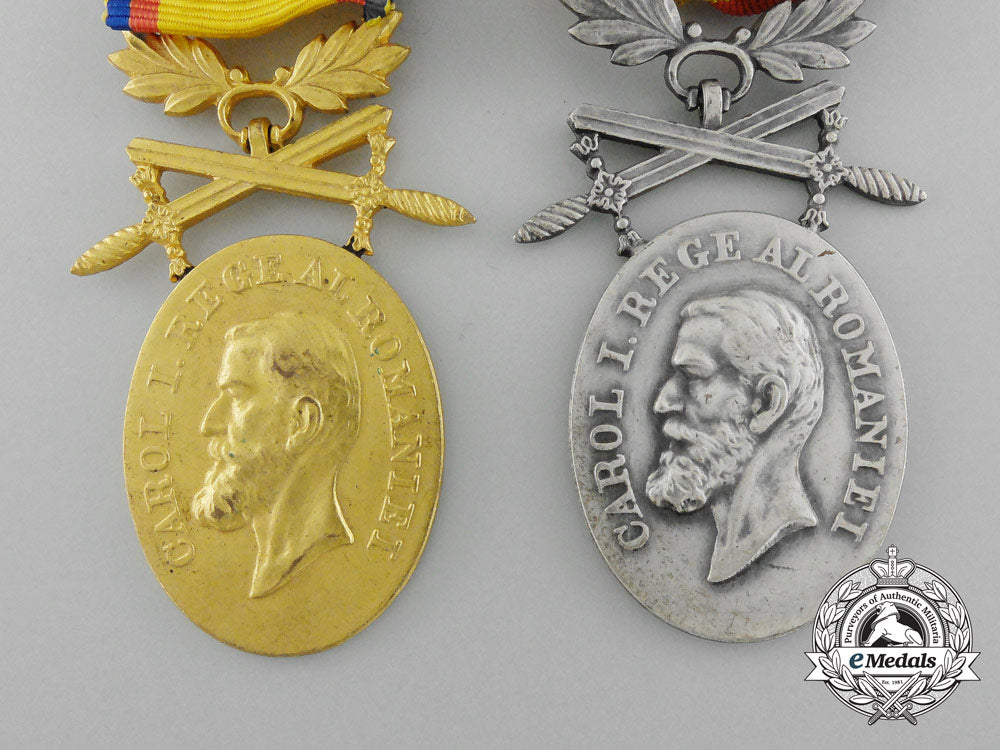 two_romanian_medals_for_manhood_and_loyalty1916-1947_issue_d_0139_1