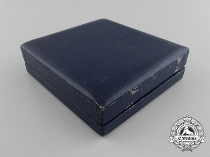a_kriegsmarine_high_seas_fleet_badge_by_schwerin,_berlin_with_case_d_0179