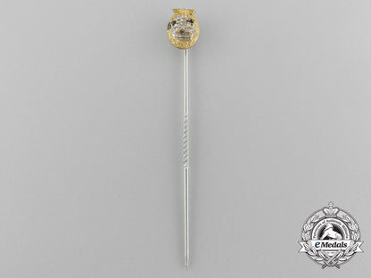 a_kriegsmarine_high_seas_fleet_badge_by_schwerin,_berlin_with_case_d_0188