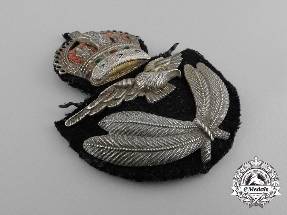 an_rare1924_issue_royal_canadian_air_force_peaked_cap_badge_d_0194_2