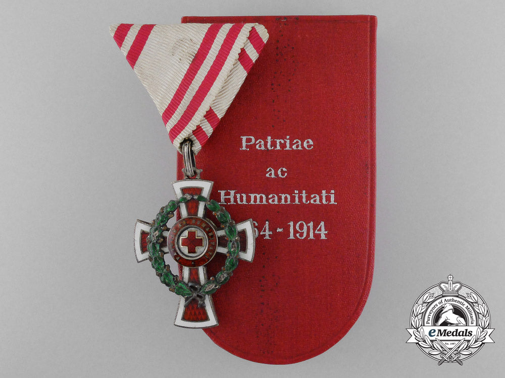an_austrian_red_cross_honour_decoration_in_case_d_0203_1