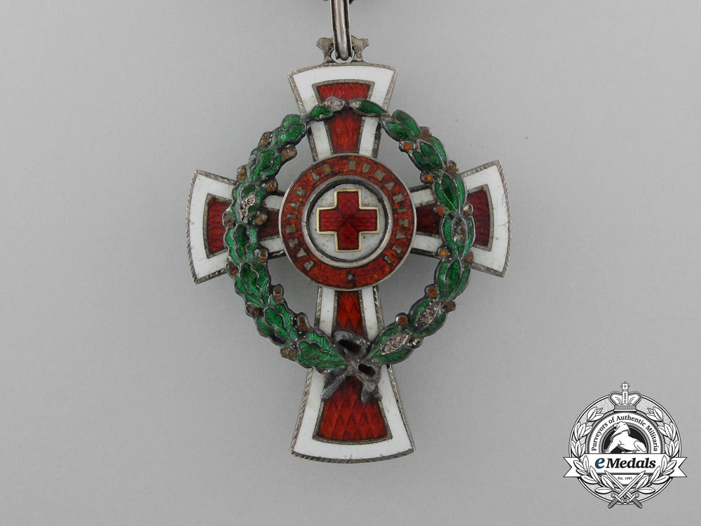 an_austrian_red_cross_honour_decoration_in_case_d_0206_1