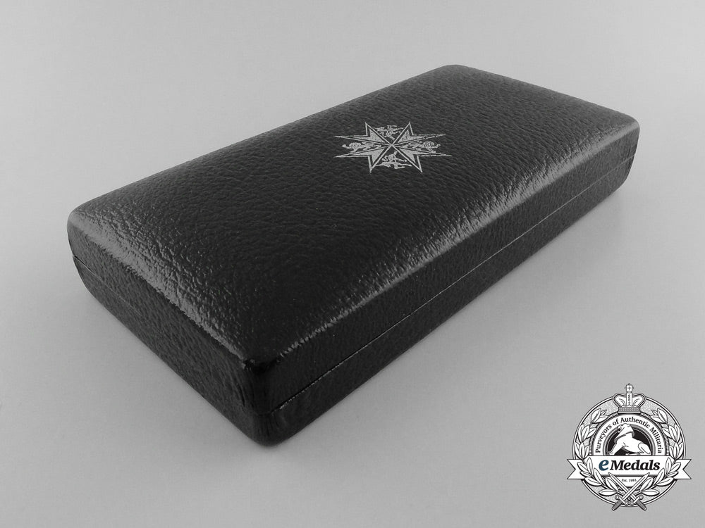 an_order_of_st._john_group_to_divisional_officer_edith_houison;_st._john_ambulance_brigade_d_0296_1