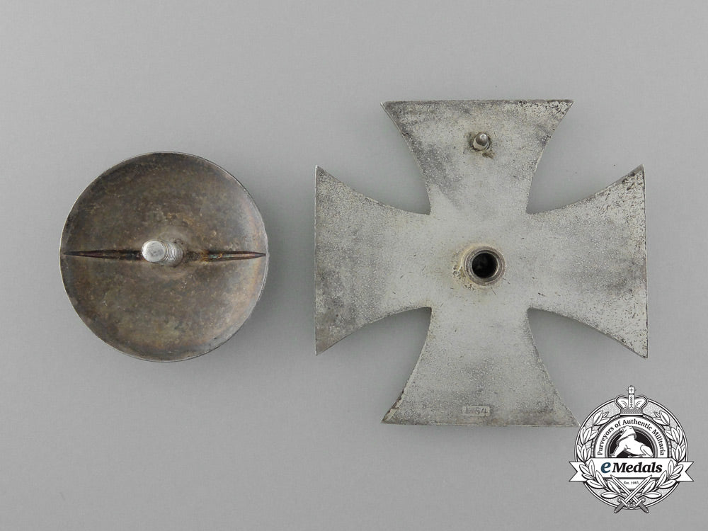 an_iron_cross1939_first_class;_screwback_version_by_schauerte&_hohfeld_d_0392_1