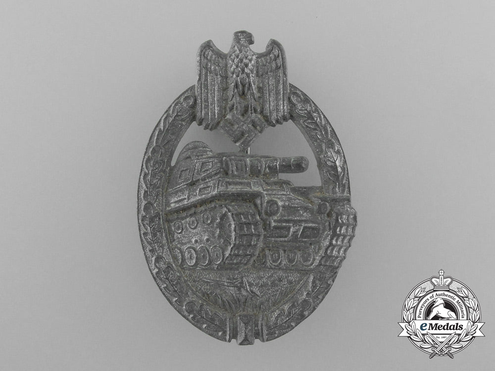 a_silver_grade_tank_assault_badge_d_0454_1