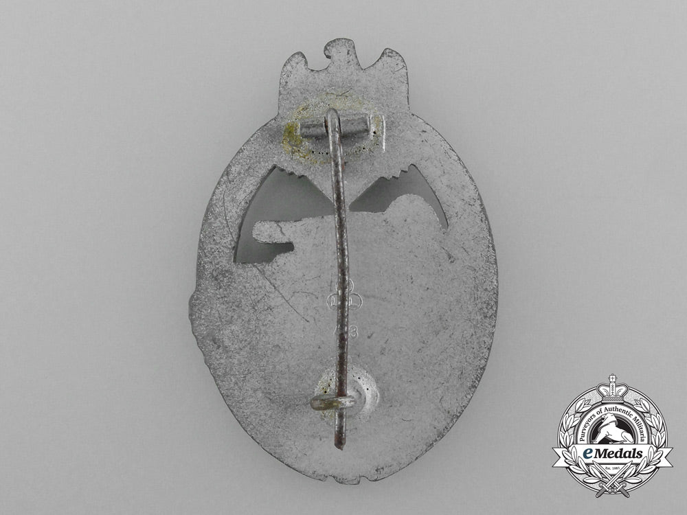 a_silver_grade_tank_assault_badge_d_0456_1
