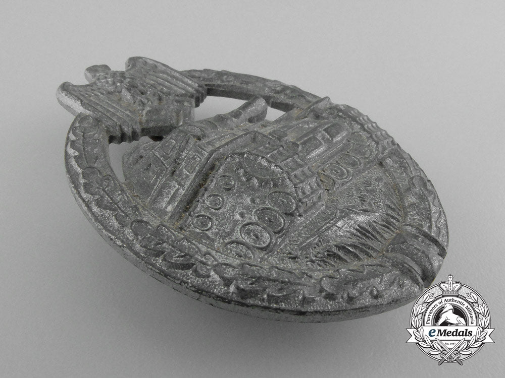 a_silver_grade_tank_assault_badge_d_0457_1