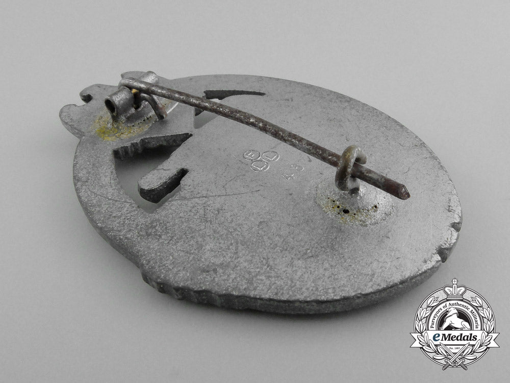 a_silver_grade_tank_assault_badge_d_0458_1