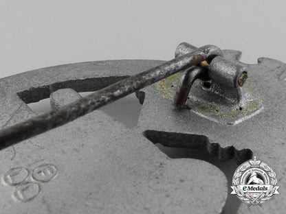 a_silver_grade_tank_assault_badge_d_0460_1