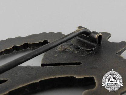 a_fine_quality_manufacture_bronze_grade_infantry_assault_badge_by_ferdinand_wiedmann_d_0475_1