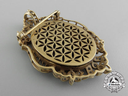 an_exquisite_king_hussein_of_jordan_presentation_badge_in_gold&_diamonds_d_0608