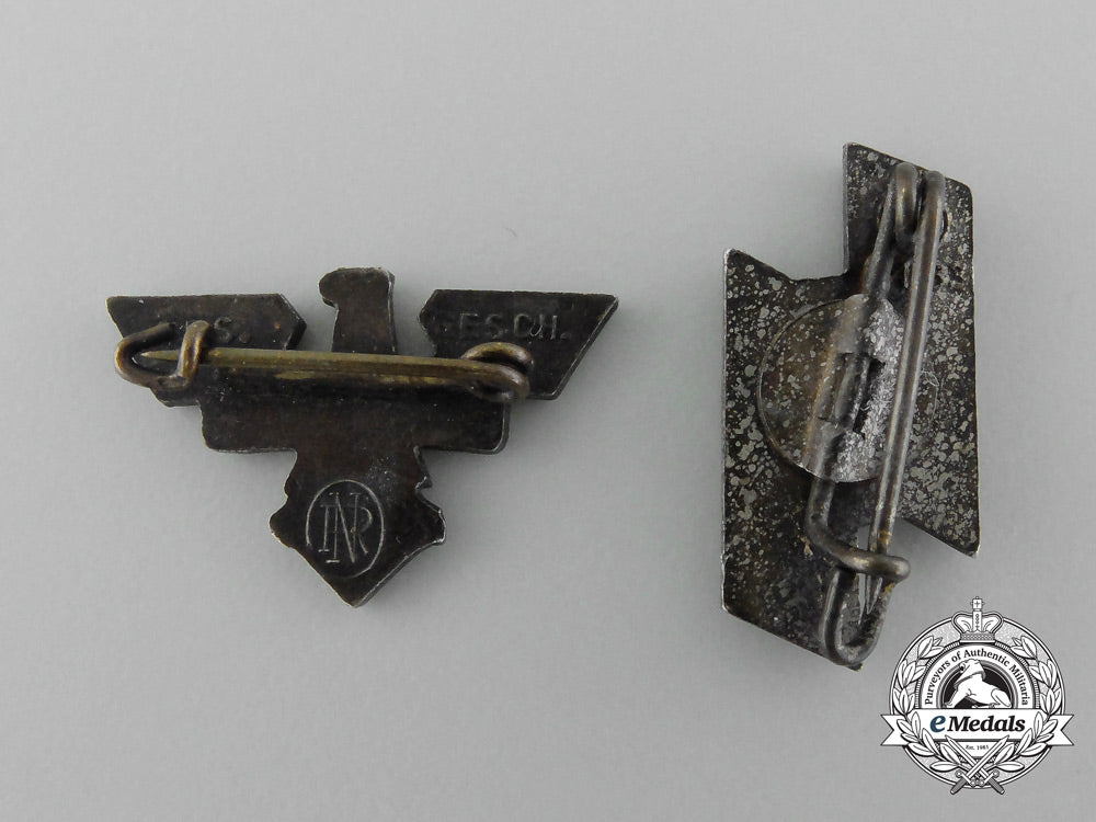 two_miniature_german_badges_d_0688_1