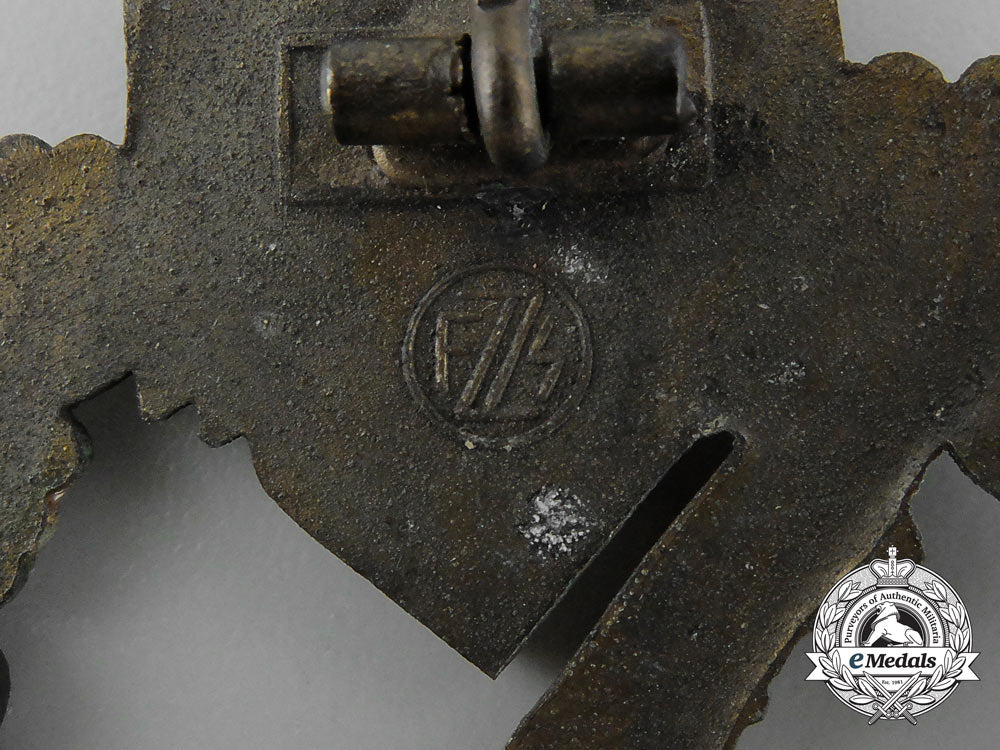 a_bronze_grade_infantry_assault_badge_by_fritz_zimmermann_und_söhne_d_0706_1