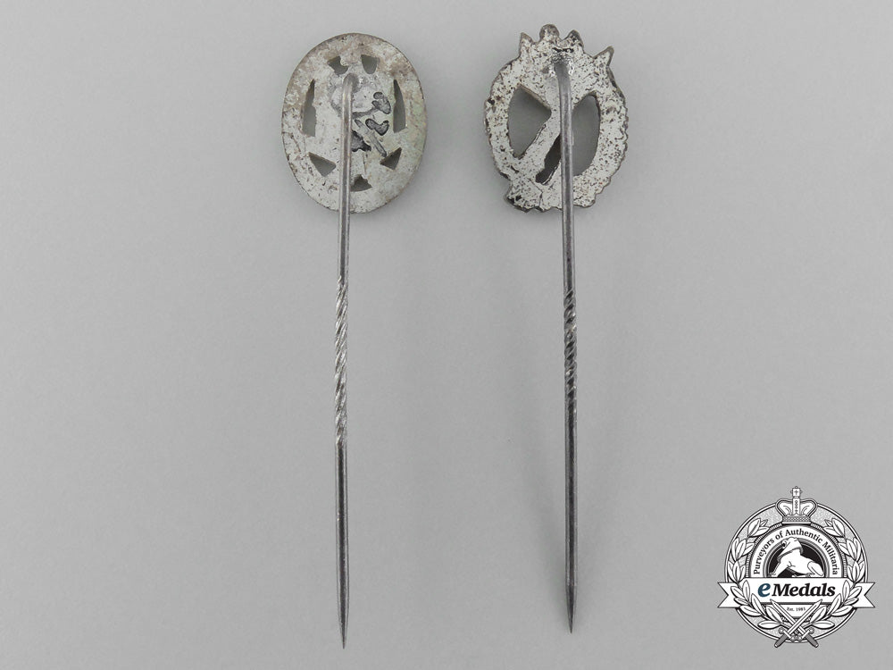 two_wehrmacht_miniature_awards_d_0823