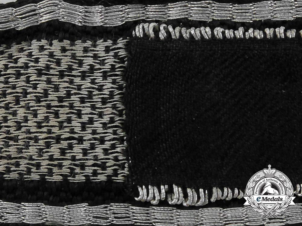 a_waffen-_ss_deutschland_officer's_cufftitle_d_0839_1