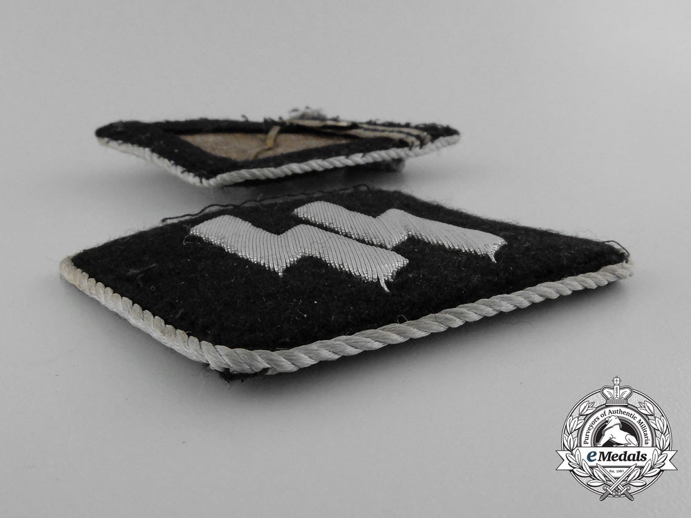 a_set_of_waffen-_ss_scharführer(_ss-_section_leader)_collar_tabs_d_0868