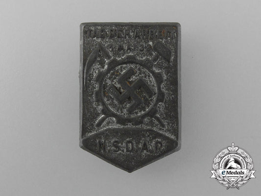 a1938_nsdap_day_of_german_labour_badge_d_0879_1