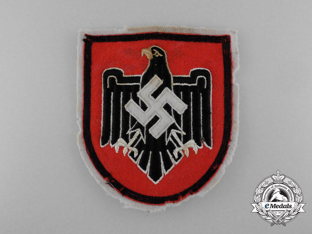 a1936_breast_insignia_for_the_german_olympic_team_d_0899_1