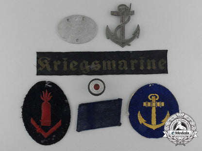 a_lot_of_seven_kriegsmarine_insignia_and_identification_tags_d_1008_2