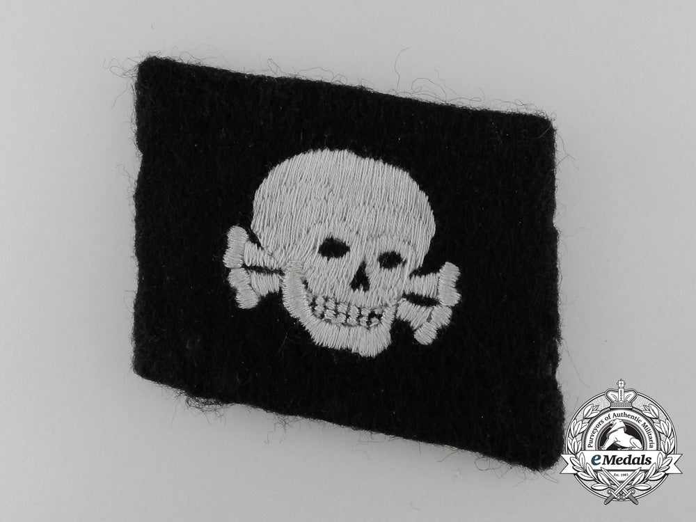 an_ss_totenkopf_skull_collar_tab;"_pumpkin_head_pattern"_d_1207
