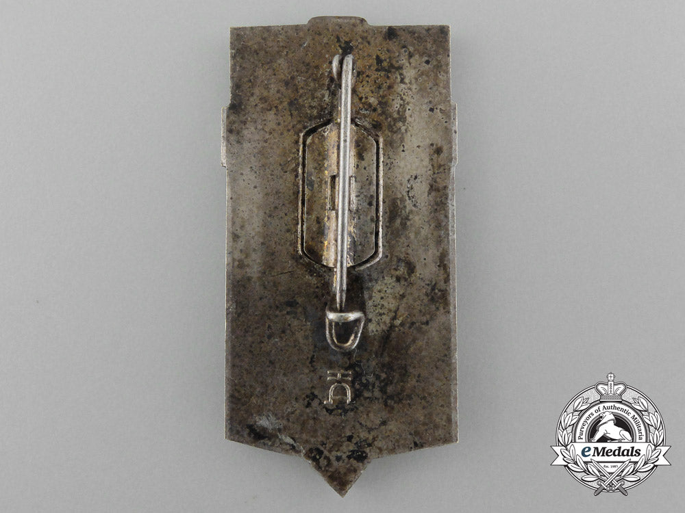 a1932_hj_potsdam_badge,_by_h._aurich_d_1251