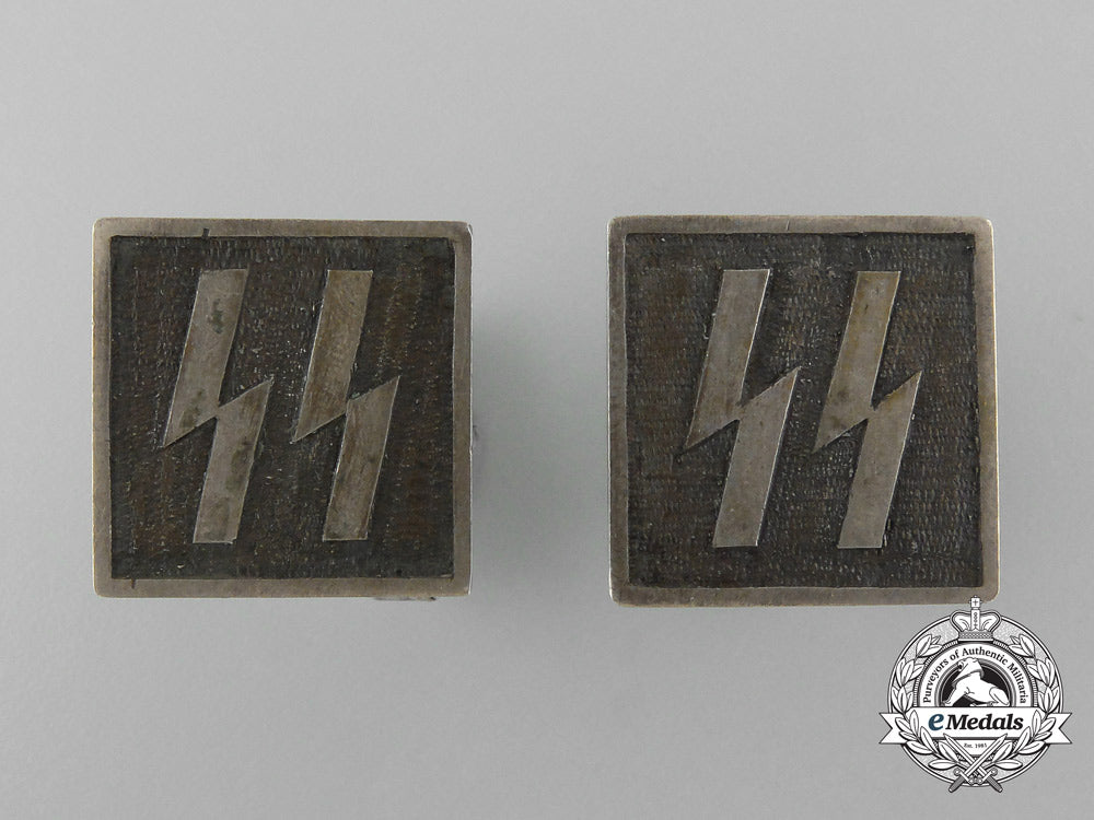 a_set_of_ss_cufflinks_in_nickel-_silver_d_1261