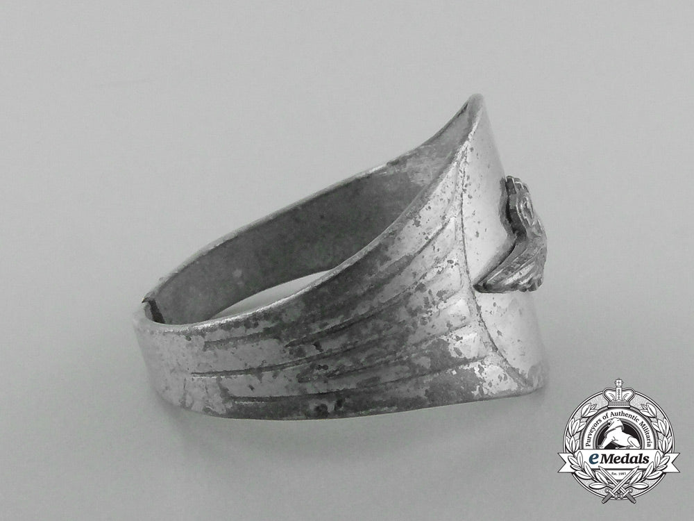 italy,_fascist_state._an_air_force_ring,_c.1940_d_1271