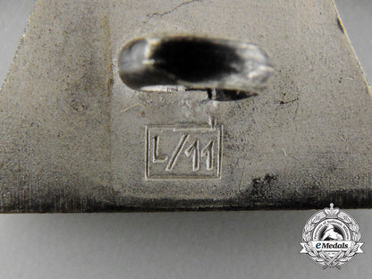 an_iron_cross_first_class1939_with_case_by_wilhelm_deumer_d_1347