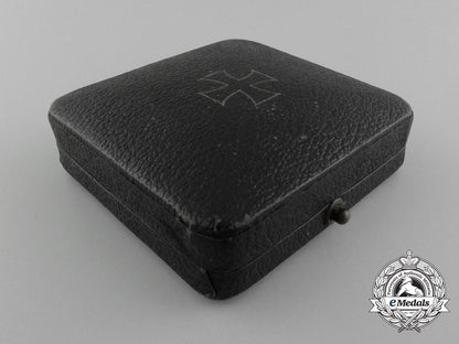 an_iron_cross_first_class1939_with_case_d_1365