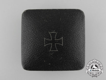 an_iron_cross_first_class1939_with_case_d_1374