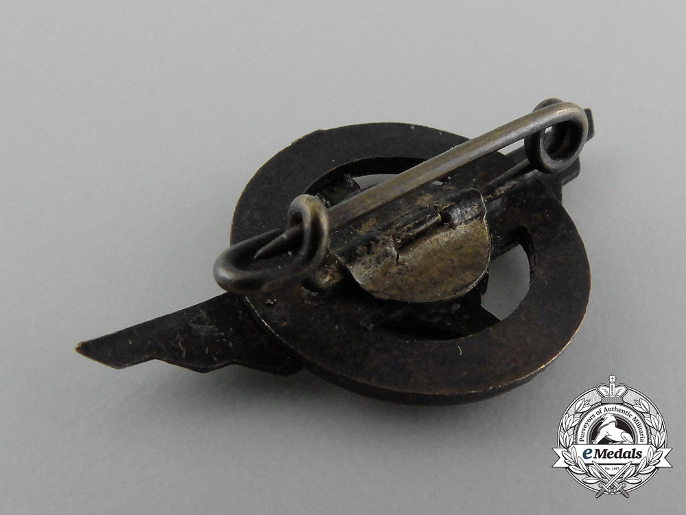 a_german_air_sports_association(_dlv)_membership_badge_d_1615_1