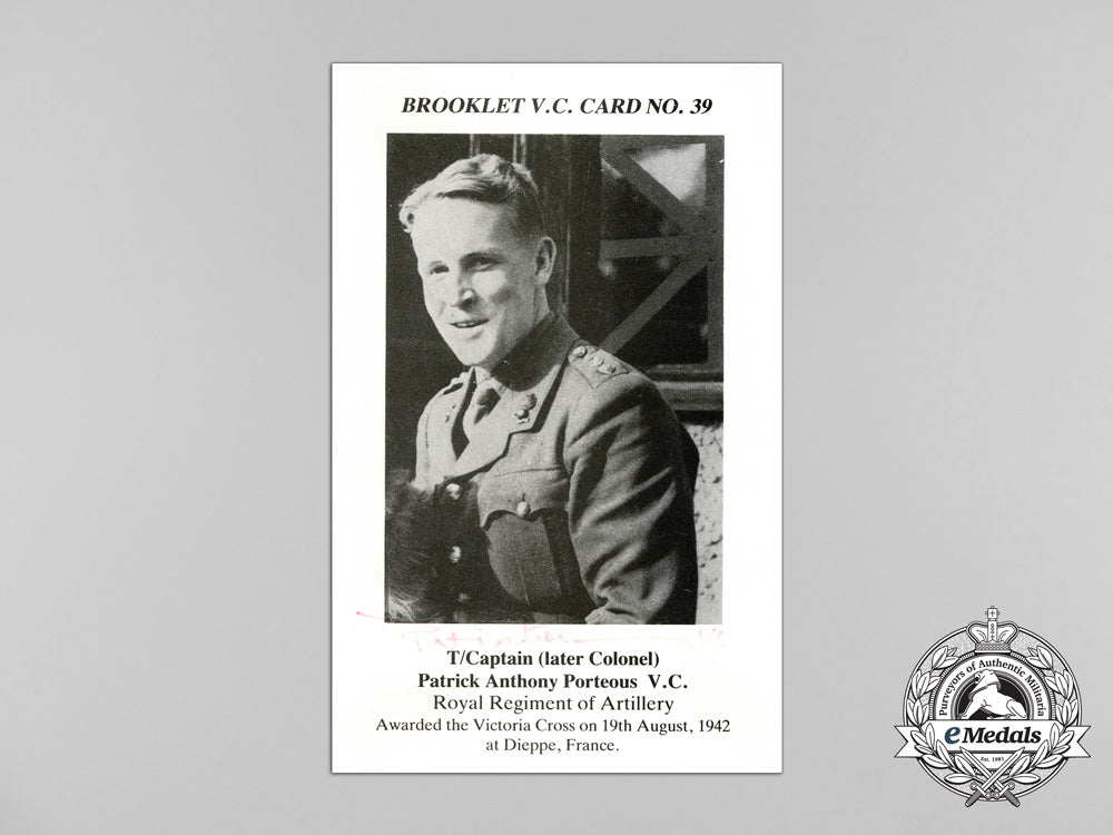 four_victoria_cross_recipient_signed_items_d_1641